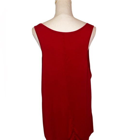 Torrid Brand Plus Size Graphic Tank Size 2X Red - Picture 2 of 4